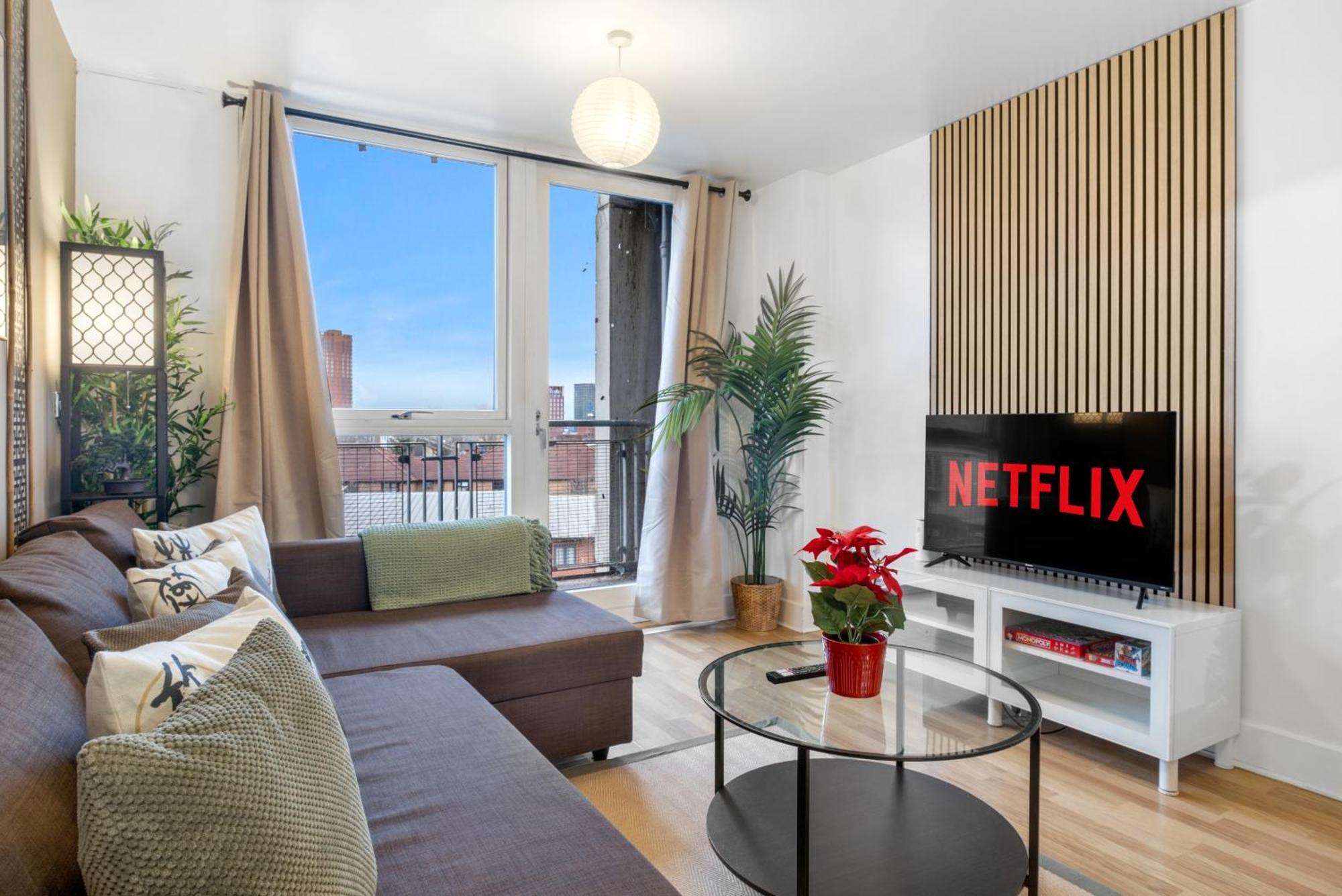Apartment Asian - View - Balcony - Nexflix Birmingham